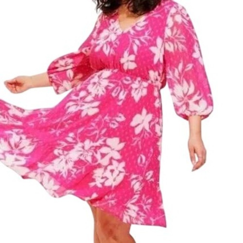 Torrid Pink Floral Clip Dot Chiffon Babydoll V-Neck Mini Dress Size 2 2X